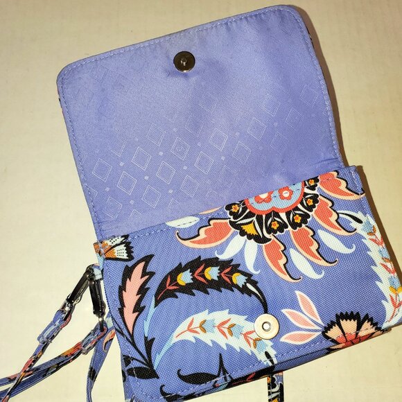 Vera Bradley RFID Mural Garden 3 in 1 Crossbody Wallet Bag - Picture 4 of 8